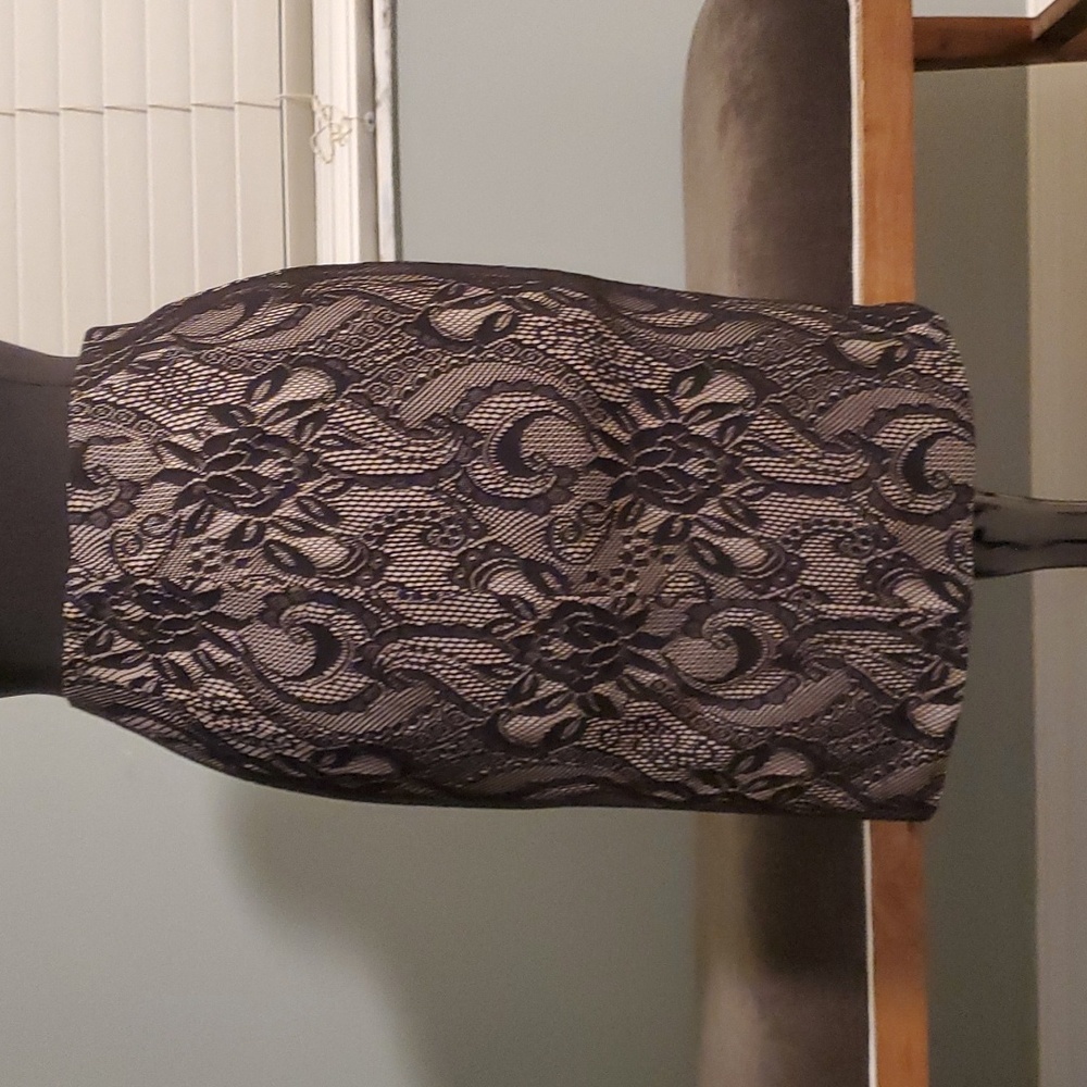 Skirt - Picture 3 of 3